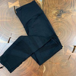 Lululemon Criss Cross Mesh Leggings cropped
